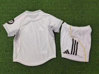 25-26 Real Madrid home player version kid kit