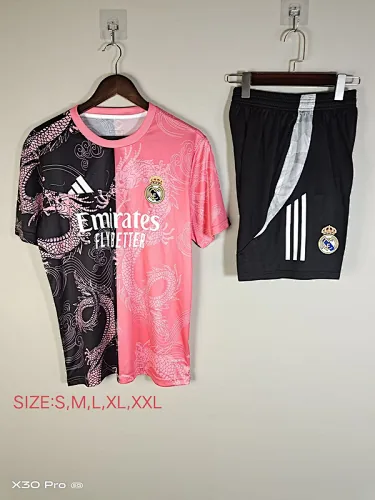 25-26 Real Madrid pink and black training suit