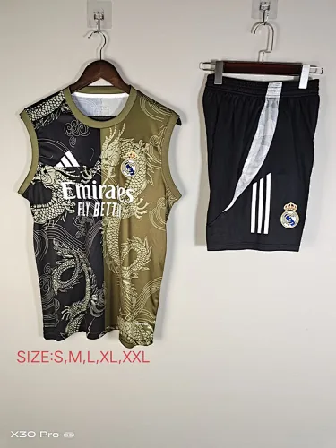 25-26 Real Madrid pink and black vest suit
