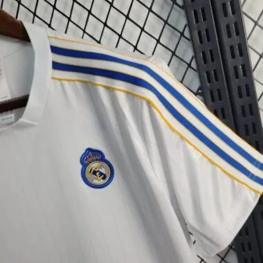 Real Madrid 2025/26 White Retro Model Jersey