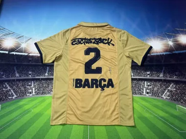 01-02 Barcelona TRAVIS SCOTT VERSION