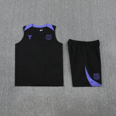 25-26 Barcelona : ensemble gilet noir et violet