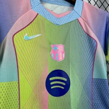 25-26 Barcelona Color special edition Kids Kit