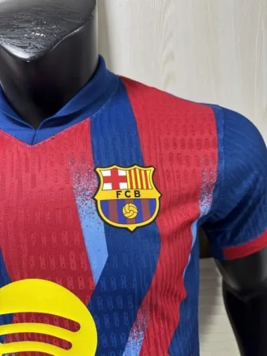 Camisa do Barcelona n.º 25-26, versão para o quarto jogador fora de casa