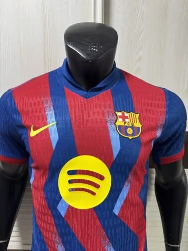 Camisa do Barcelona n.º 25-26, versão para o quarto jogador fora de casa