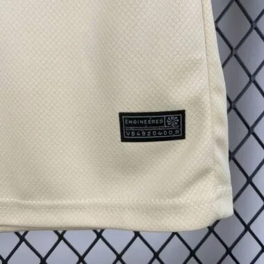 25-26 Barcelona beige kid kit