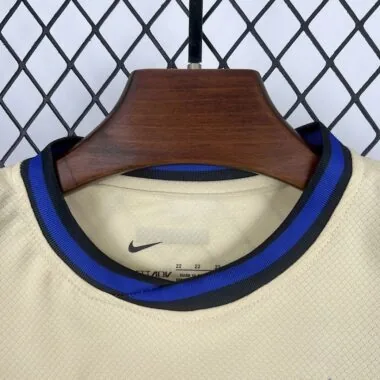 25-26 Barcelona beige kid kit