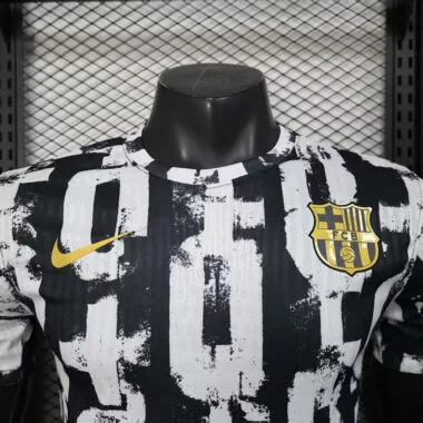 25-26 Barcelona black and white special player version jersey