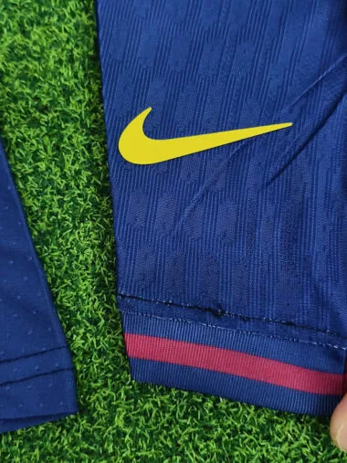 25-26 Barcelona home player version kid kit
