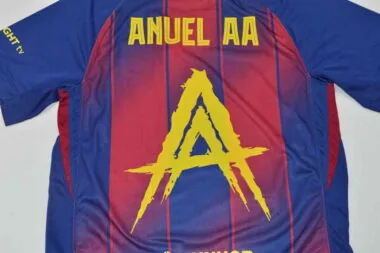 Camiseta de local del Barcelona 2025/26, versión AA