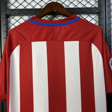 Maillot rétro domicile de l'Atlético Madrid 16-17