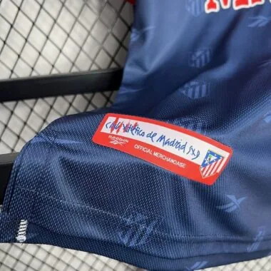 Camiseta retro de visitante del Atlético de Madrid de la temporada 98-99