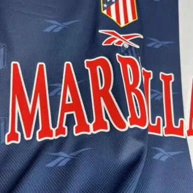 Camiseta retro de visitante del Atlético de Madrid de la temporada 98-99