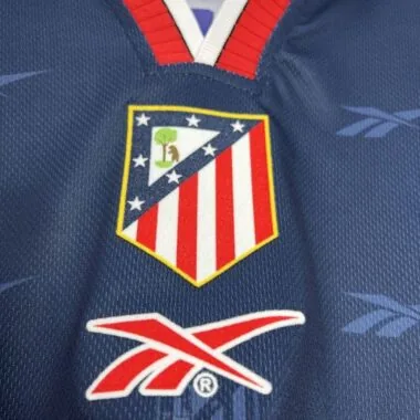 Camiseta retro de visitante del Atlético de Madrid de la temporada 98-99