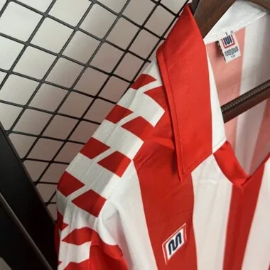 Retro Atletico Madrid 1982/83 Home (S-XXL)