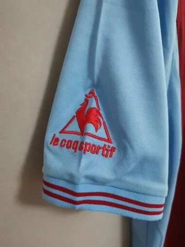 81-82 Alaves home