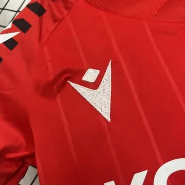 25-26 Osasuna home kid kit