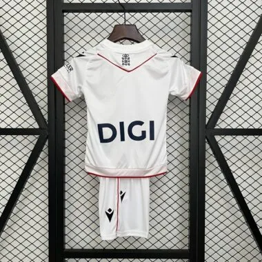 Osasuna 2025/26 Third Away kid kit (Size 16-28)
