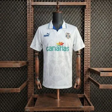 Camisa retro da Tenerife (jogo em casa) de 95-96