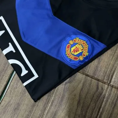 09-10 Manchester United away retro jersey