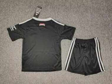 24-25 Manchester United black goalkeeper kid kit