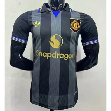 Maillot noir Manchester United, version spéciale joueur, numéros 24 et 25