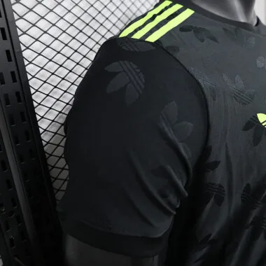 24-25 Manchester United black special player version jersey