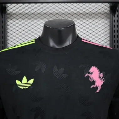 24-25 Manchester United black special player version jersey