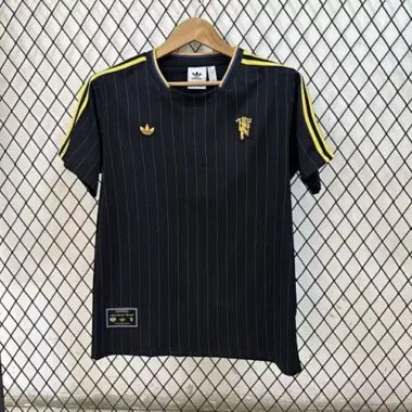 25-26 Manchester United Black retro Model Jersey