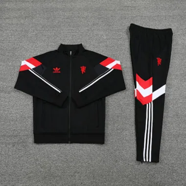 25-26 Manchester United black jacket suit