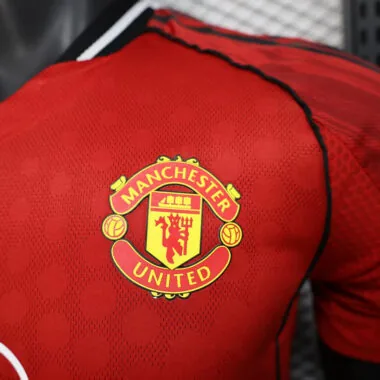 25-26 Manchester United maillot version joueur domicile