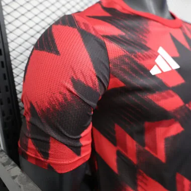 25-26 Manchester United red and black player version training jersey