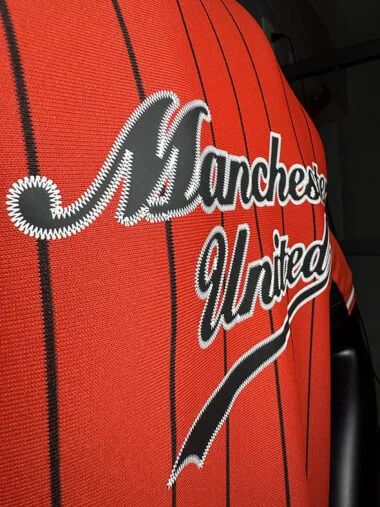 25-26 Manchester United red baseball player version jersey