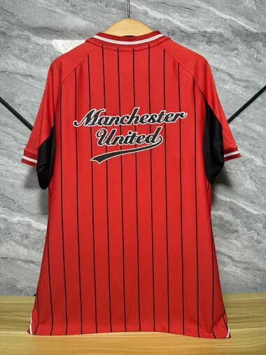 25-26 Manchester United red baseball player version jersey