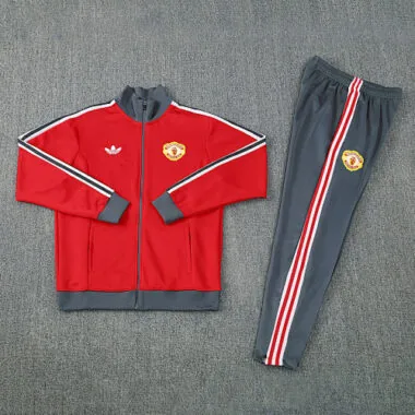 25-26 Manchester United red jacket suit