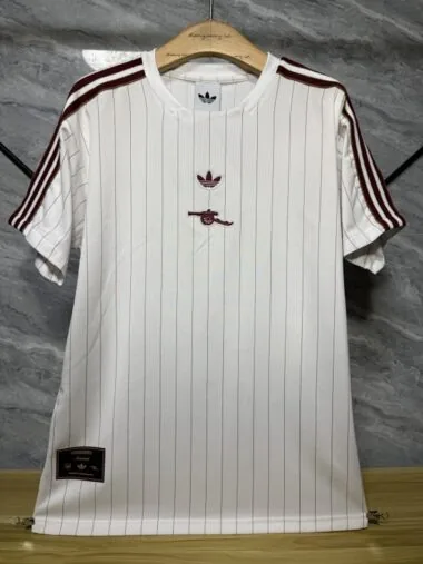 Arsenal 2025/26 white retro version player version jersey (S-2XL) Item NO.: 4625293