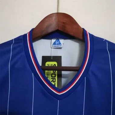 81-83 Chelsea home