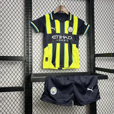 24-25 Manchester City away kid kit