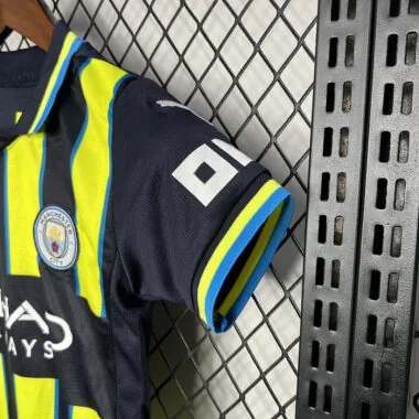 24-25 Manchester City away kid kit