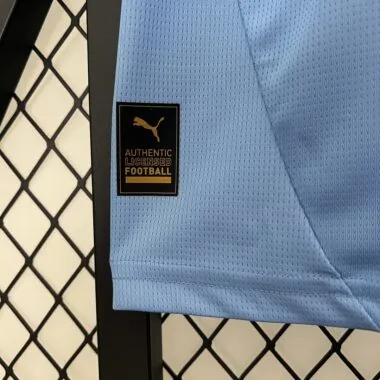 24-25 Manchester City home jersey