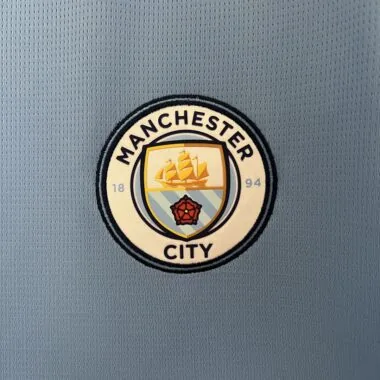 24-25 Manchester City home jersey