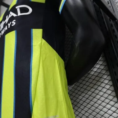 24-25 Manchester City yellow and black player version jersey