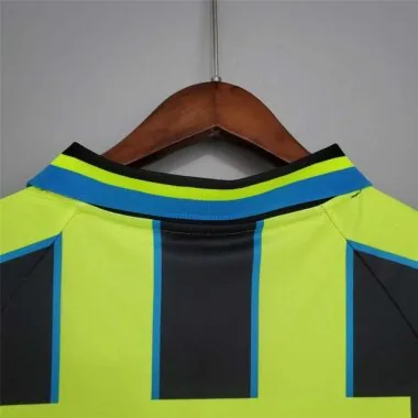 98-99 Manchester City away