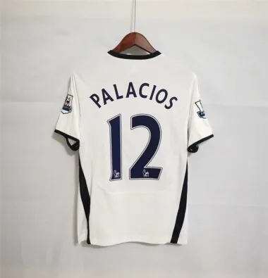 08-09 Tottenham home