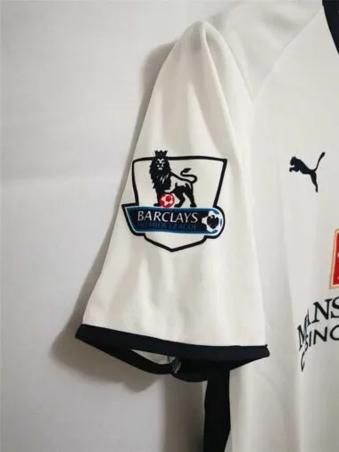 08-09 Tottenham home