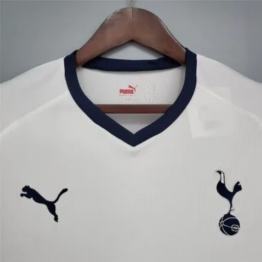 08-09 Tottenham home