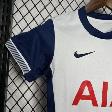 24-25 Tottenham home kid kit