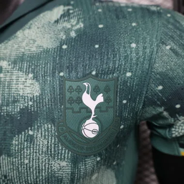 24-25 Tottenham third away green player verson jersey