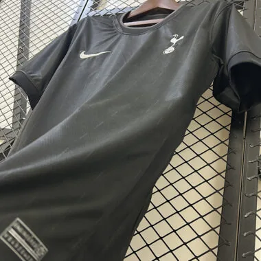 25-26 Tottenham away jersey