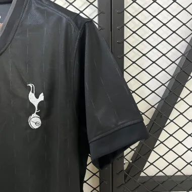 25-26 Tottenham away jersey